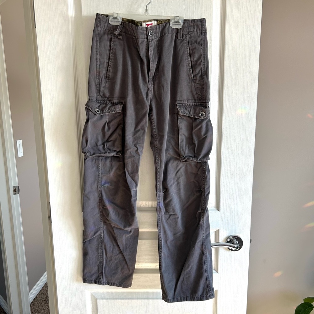 Levi’s Cargo Pants
